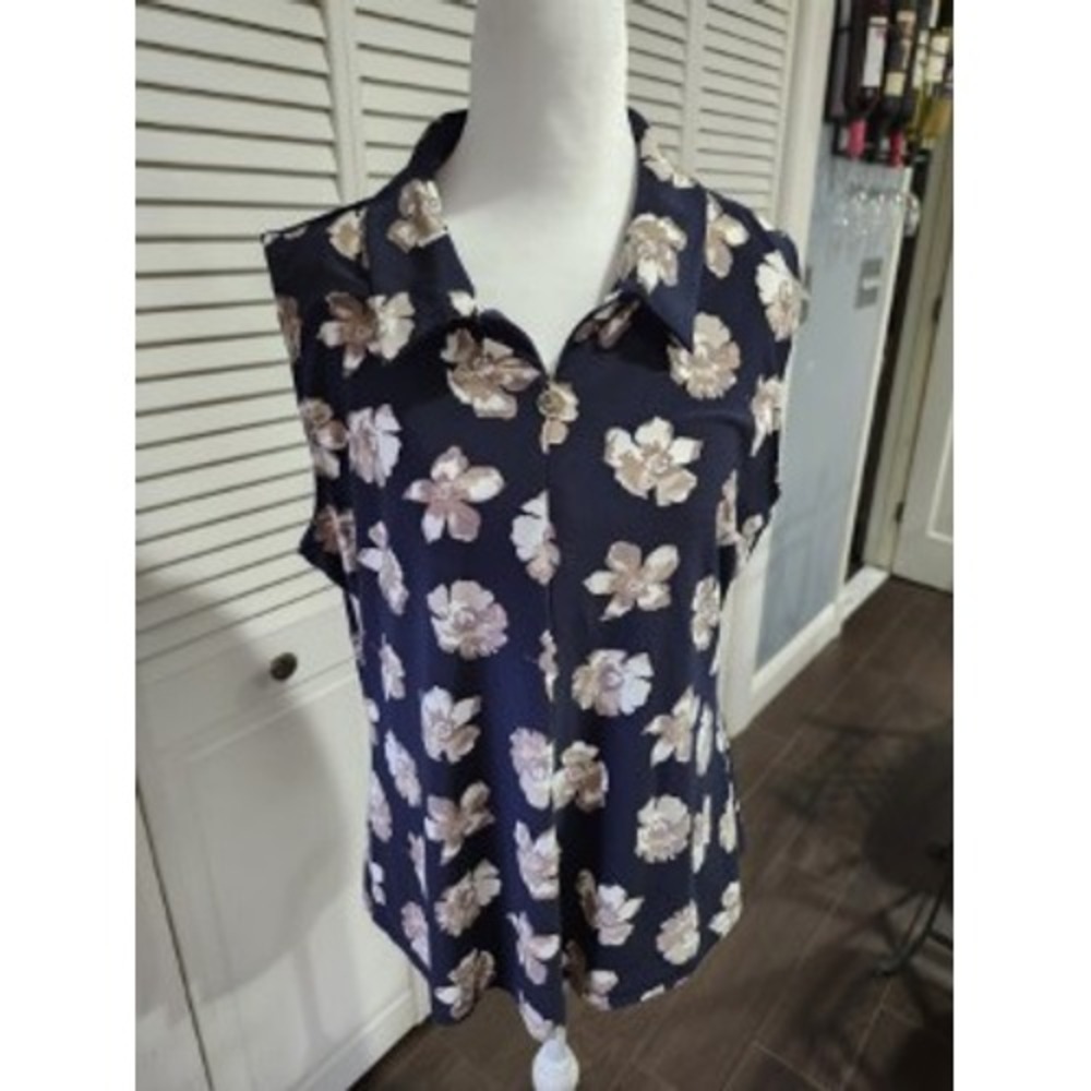 Tommy Hilfiger Black Women's Sleeveless Button Up Floral Blouse Large (bust 40}